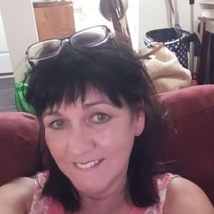 Meet your Posher, Gillian